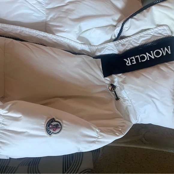 Moncler Ivory Quilted Jacket - Picture 6 of 12